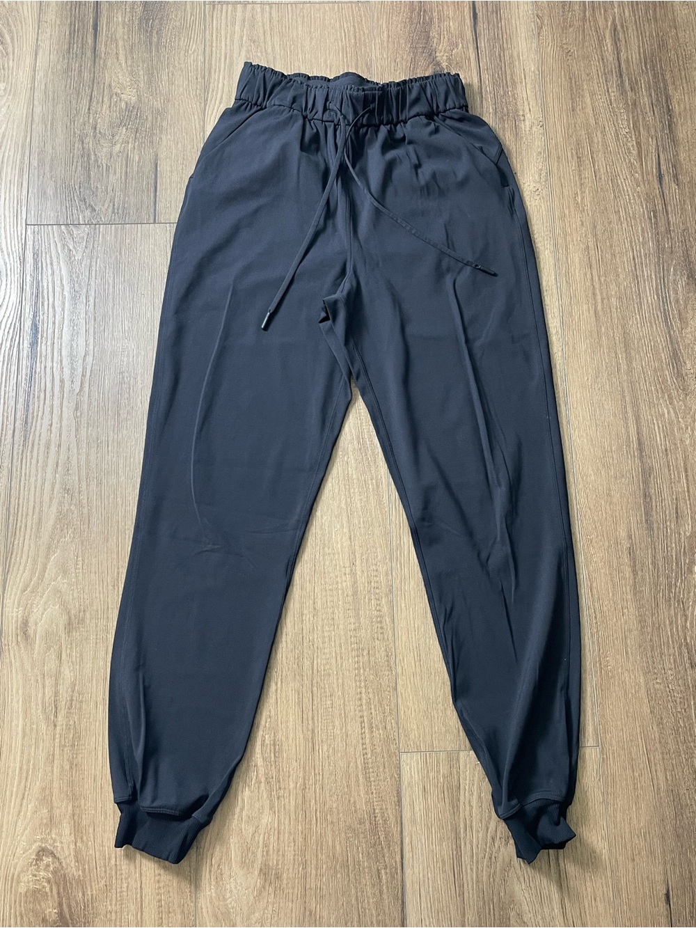 EUC - lululemon athletica Black Elastic Waist Joggers